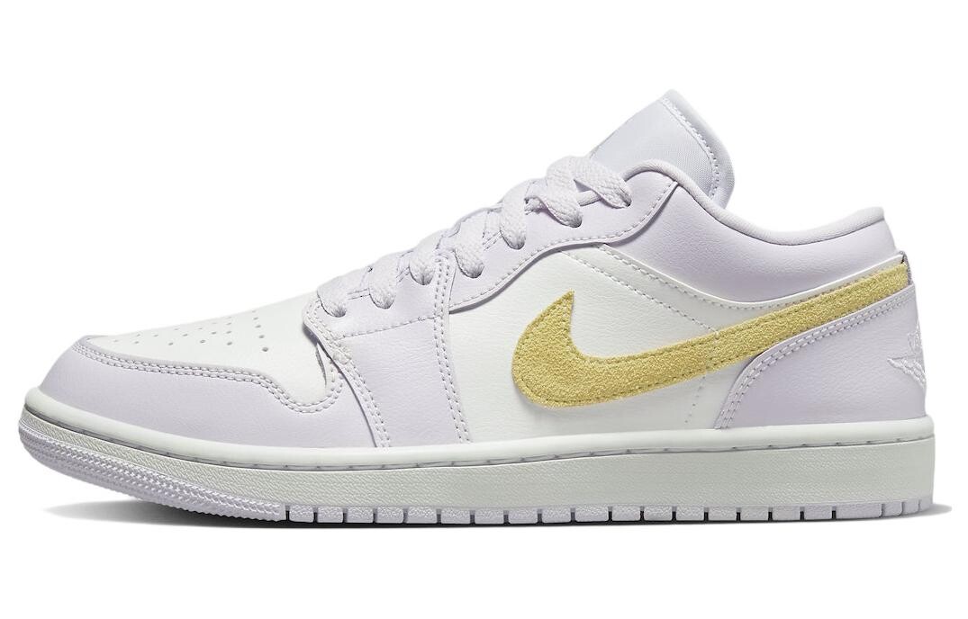 

Кроссовки женские Jordan 1 Low Barely Grape