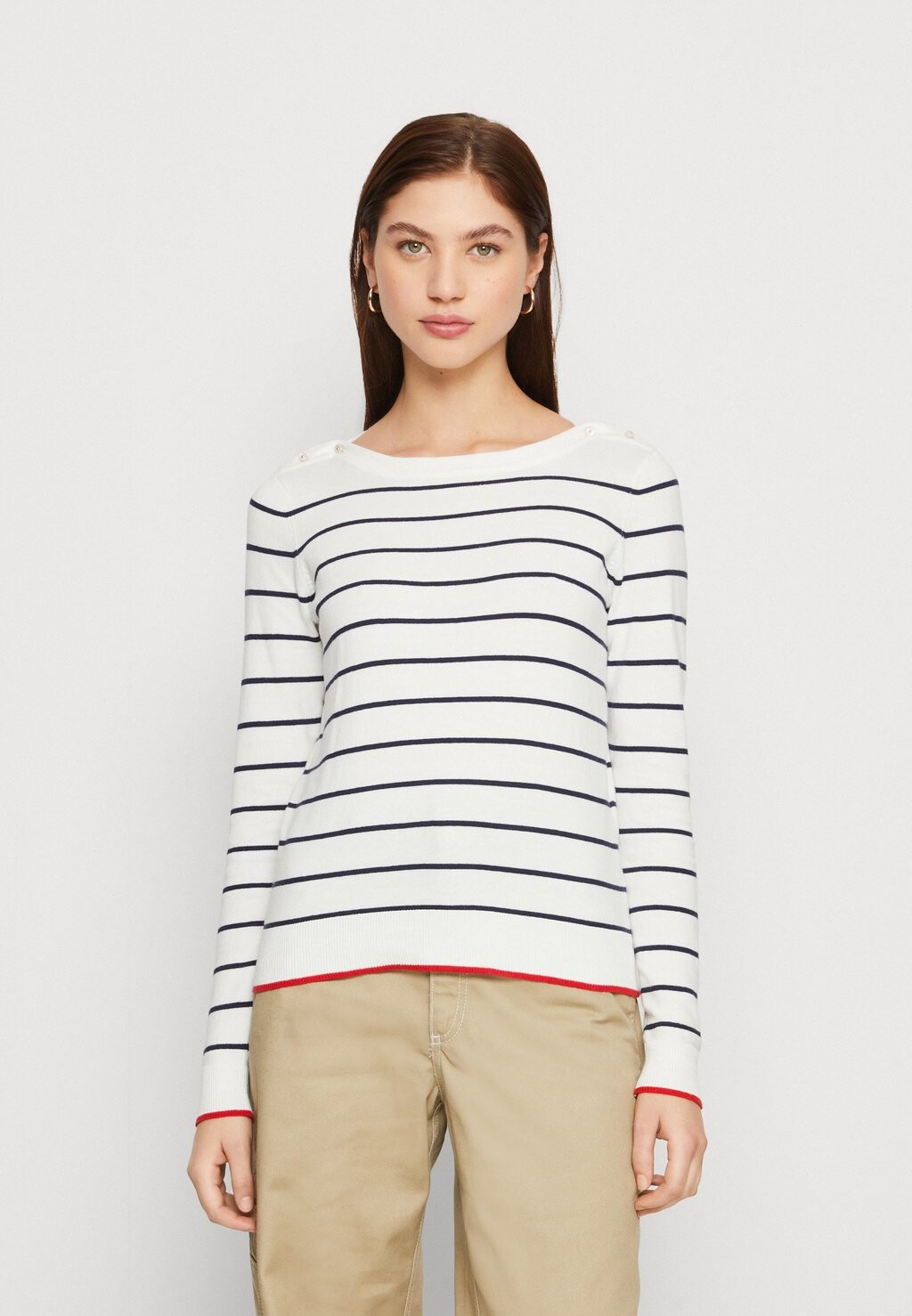 

Свитер Vero Moda Vmalma Boatneck Button, белоснежный / темно-синий блейзер, Синий;коричневый