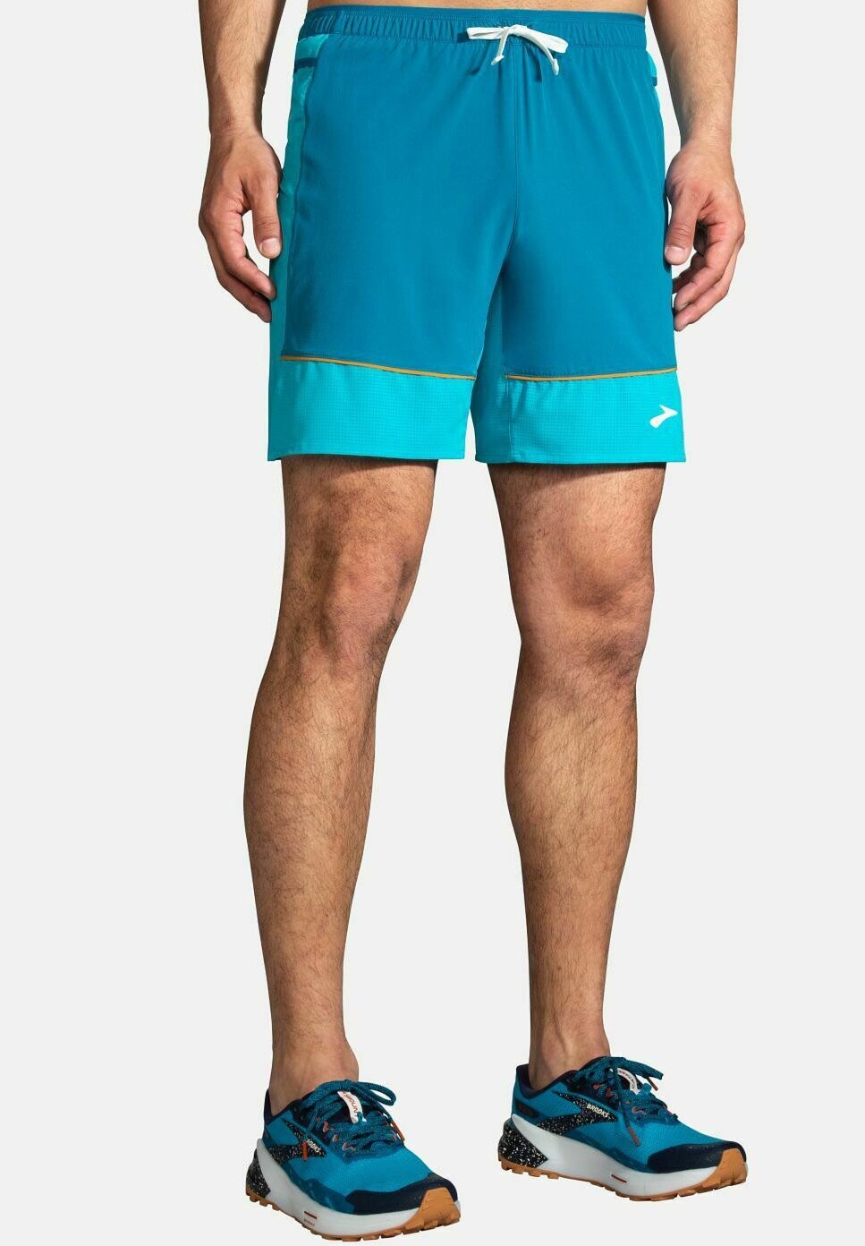 

Спортивные шорты Brooks