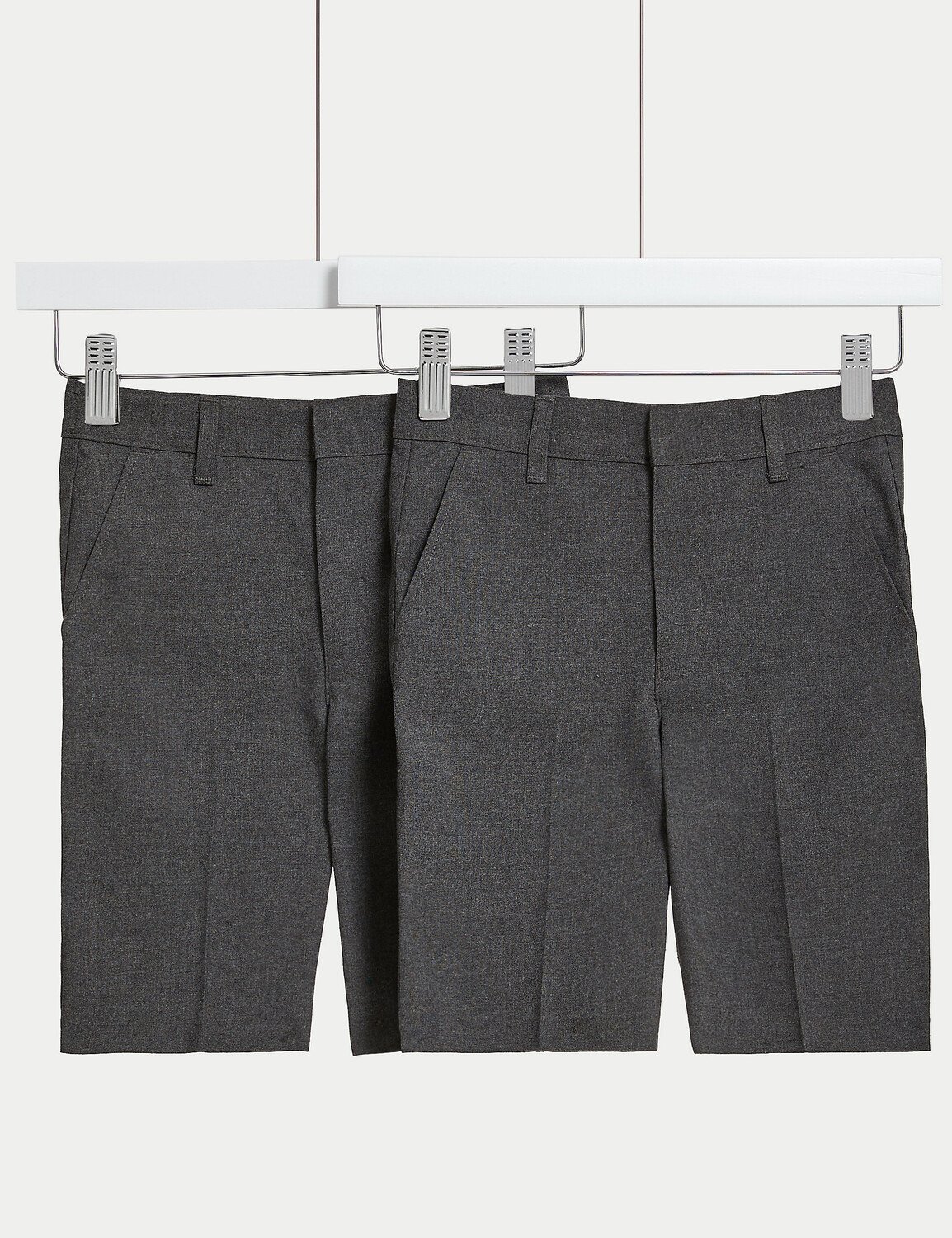 

2 пары школьных шорт со складками спереди для мальчиков (2–14 лет) Marks & Spencer, серый