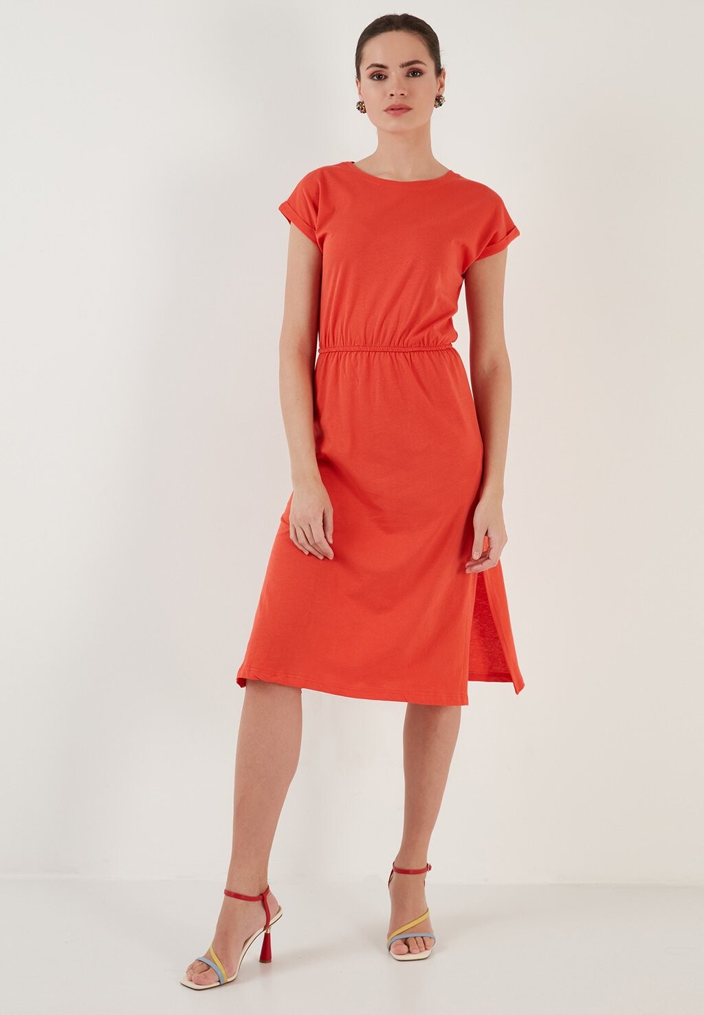 

Летнее платье LELA