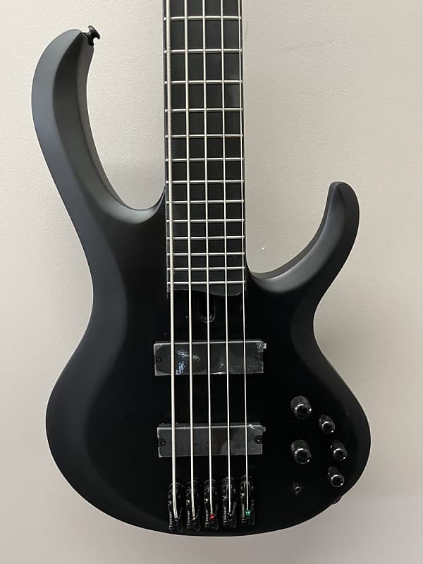 Басс гитара Ibanez BTB625EX 5-String Electric Bass 2022 Black Flat цена и фото