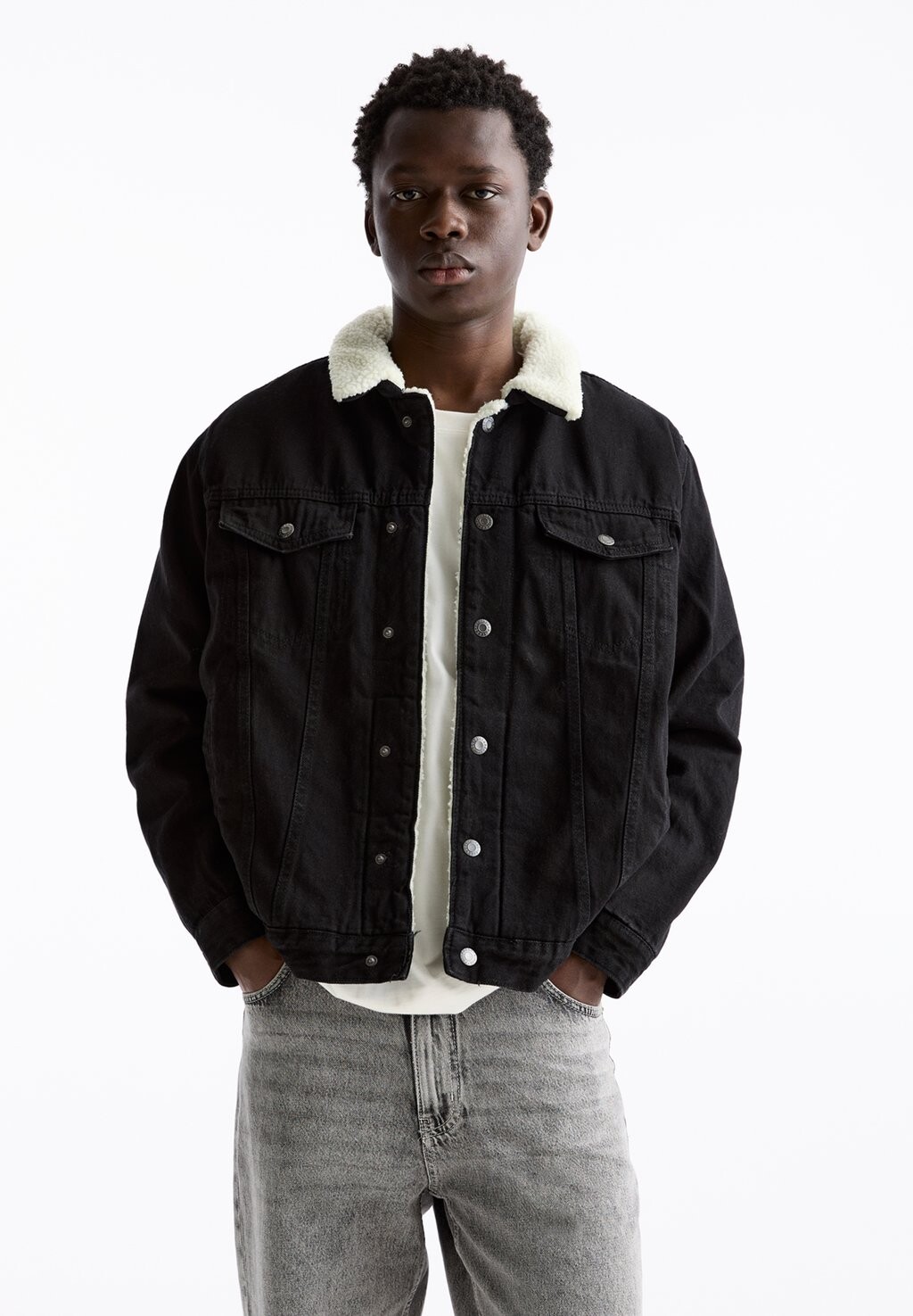

Джинсовая куртка PULL&BEAR, цвет black
