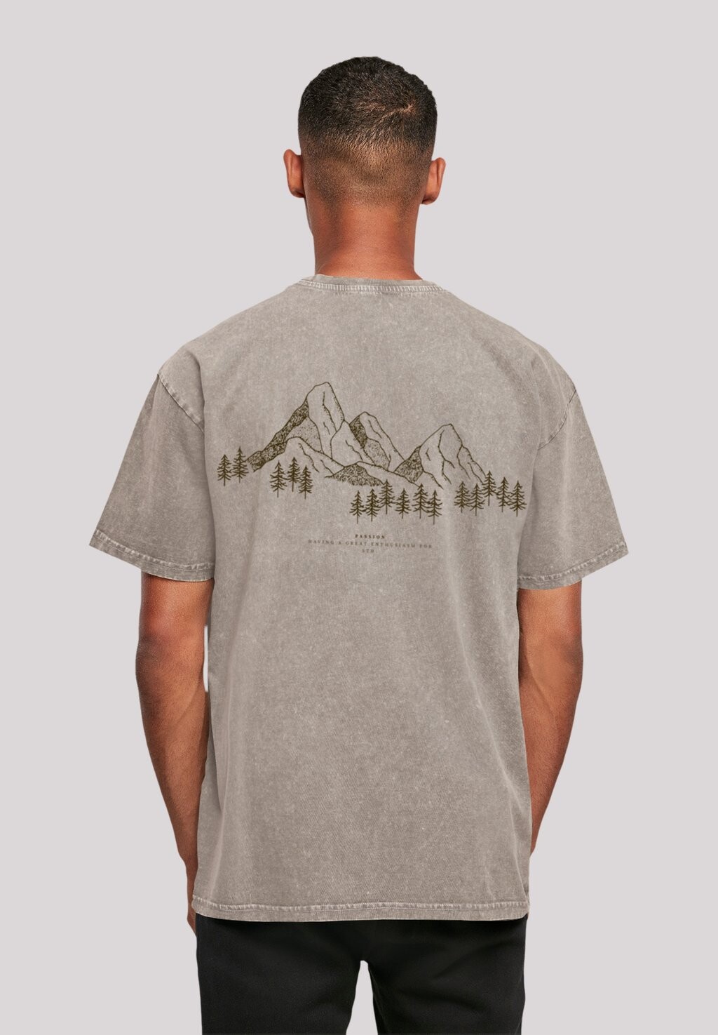 

Футболка с принтом MOUNTAIN BERG F4NT4STIC, цвет asphalt