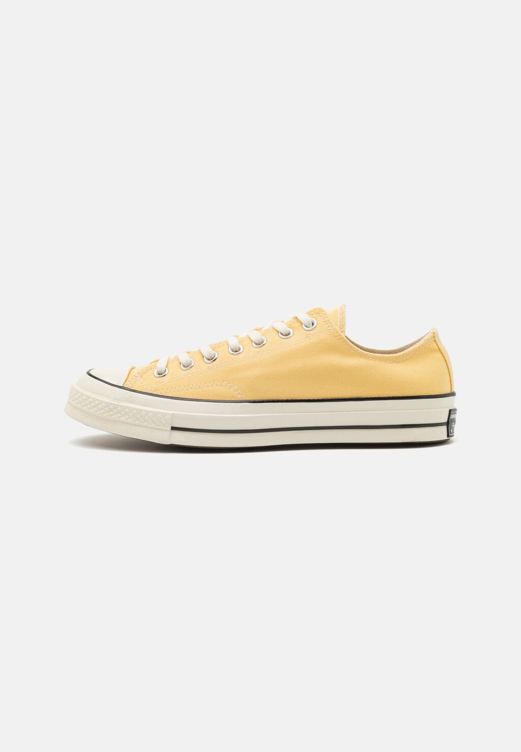 

Кроссовки Converse