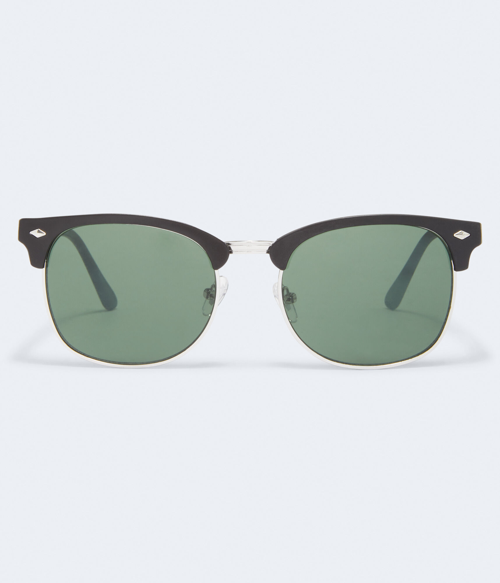 цена Матовые солнцезащитные очки Clubmax Aeropostale, черный