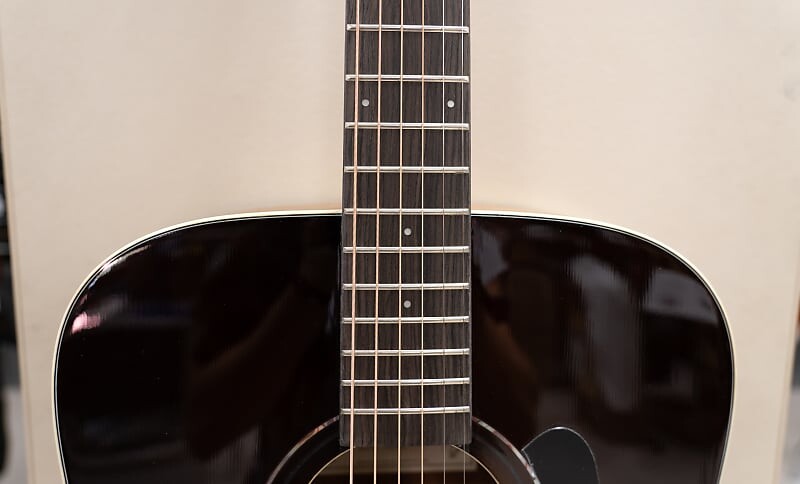 

Акустическая гитара Alvarez RD26SB Dreadnought Sunburst