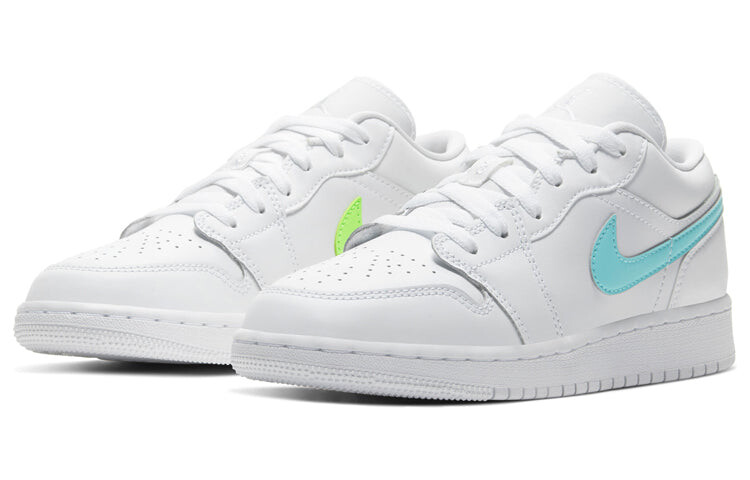 

Кроссовки подростковые Nike Air Jordan 1 Low, белый неон