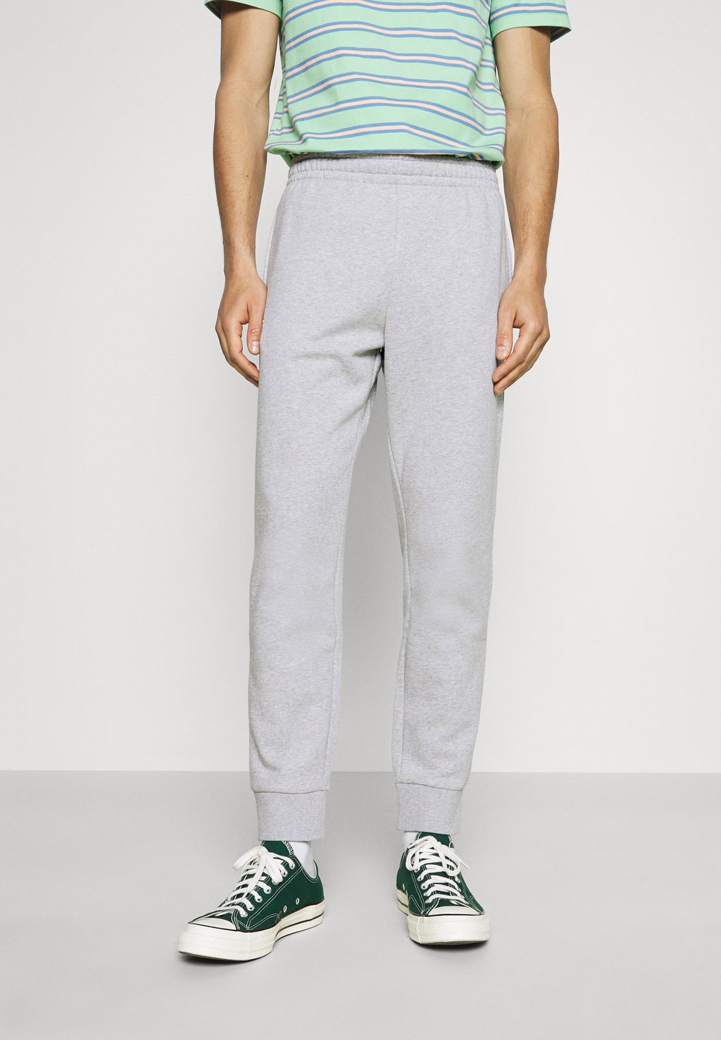 Тренировочные брюки Lacoste, светло-серый