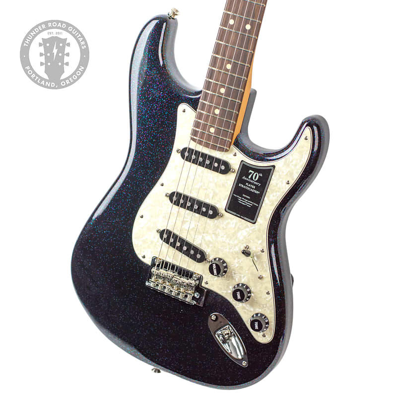 цена Электрогитара Fender 70th Anniversary Player Stratocaster Nebula Noir #3