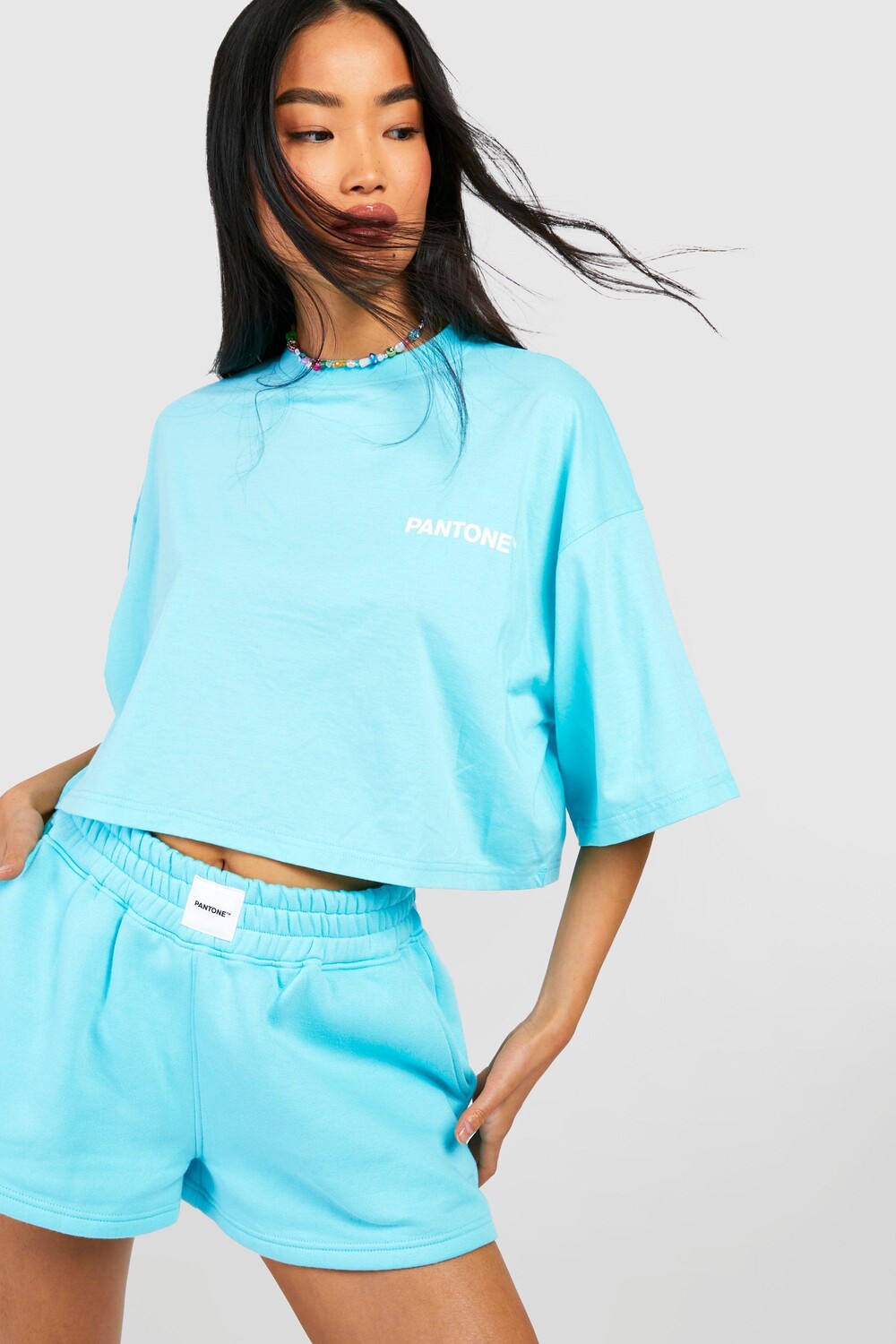 

Укороченная футболка оверсайз pantone Boohoo, аква