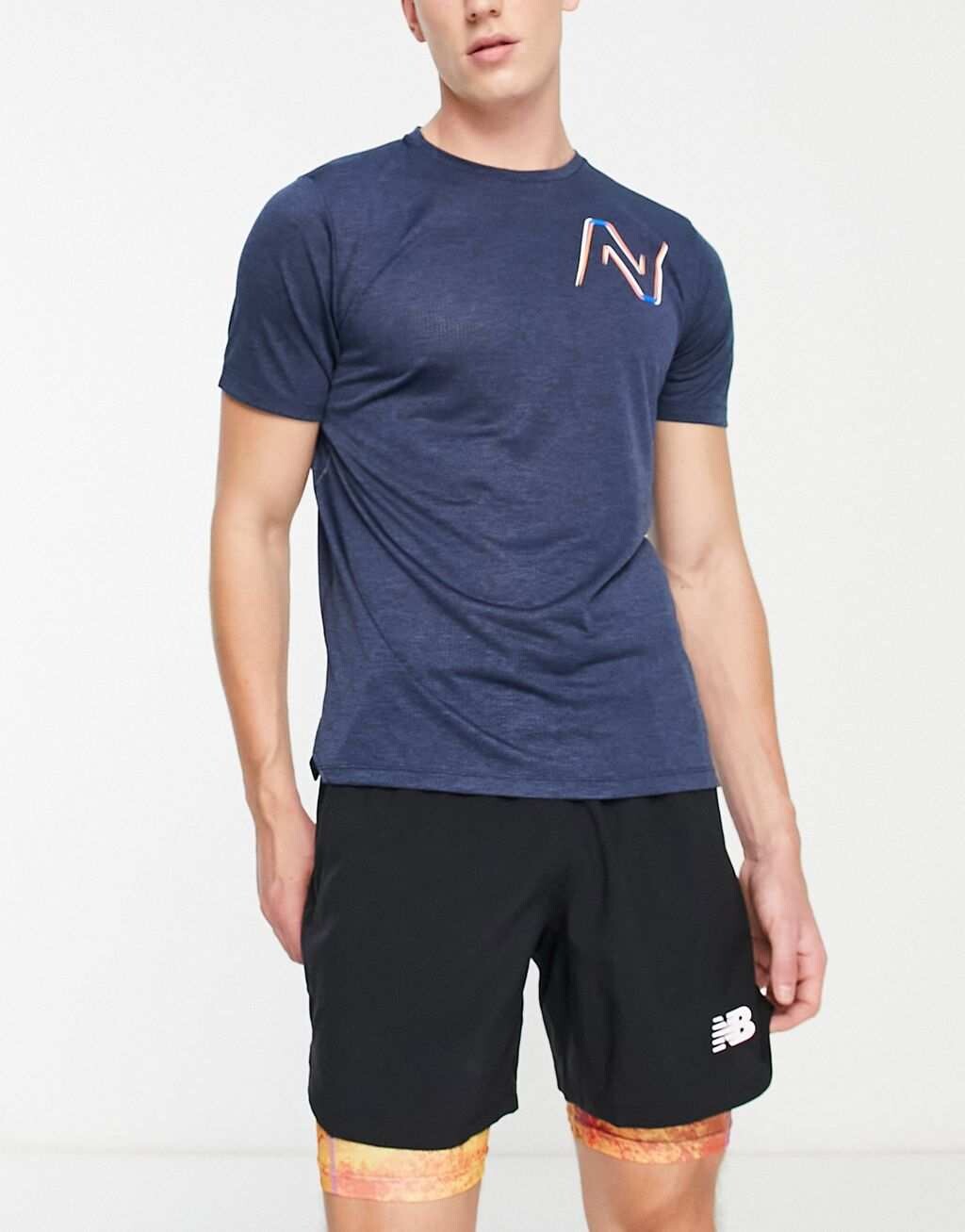 

Синяя футболка New Balance Impact Run с контрастным логотипом, Синий