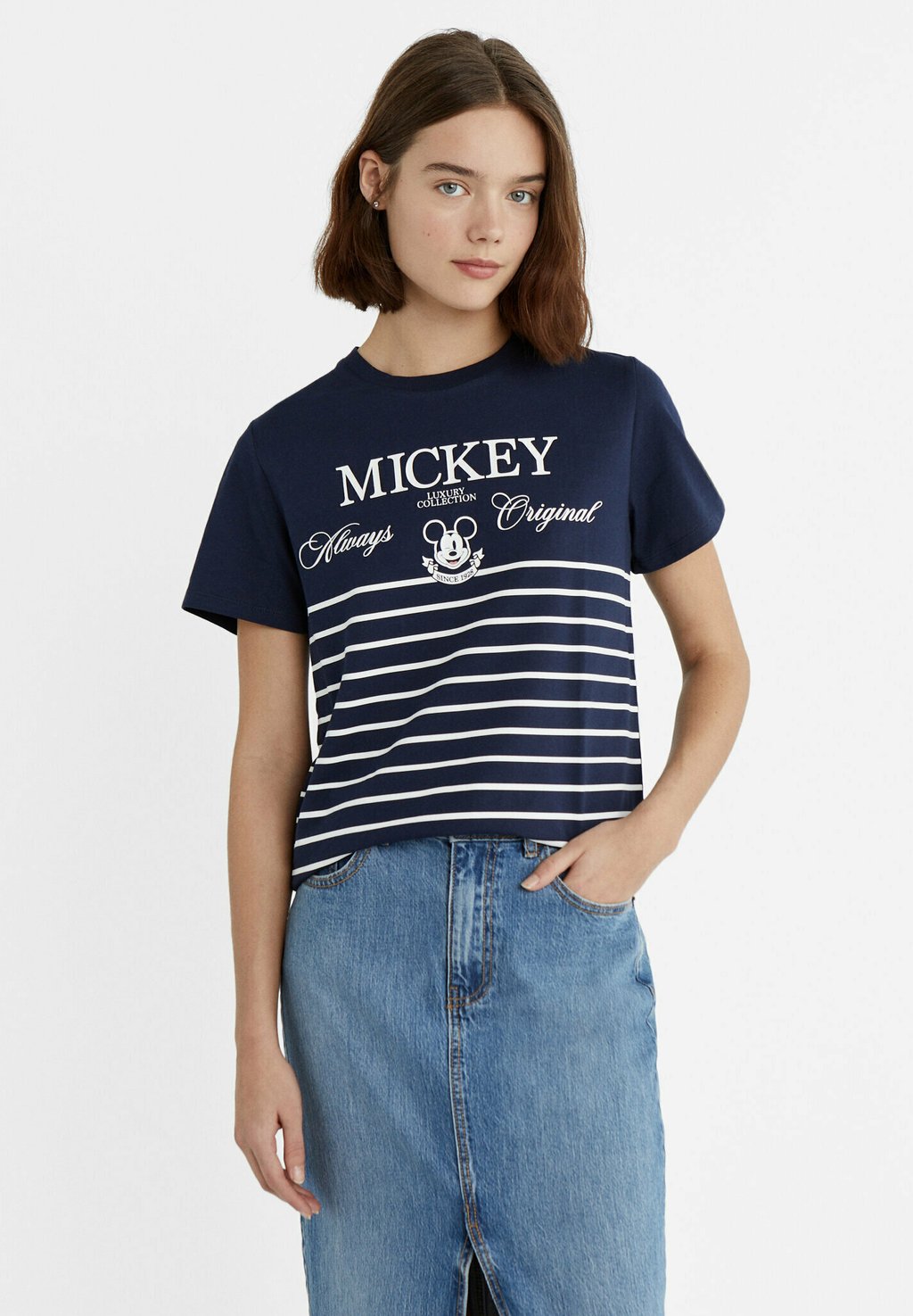 

Футболка с принтом STRIPED MICKEY MOUSE Stradivarius, цвет dark blue