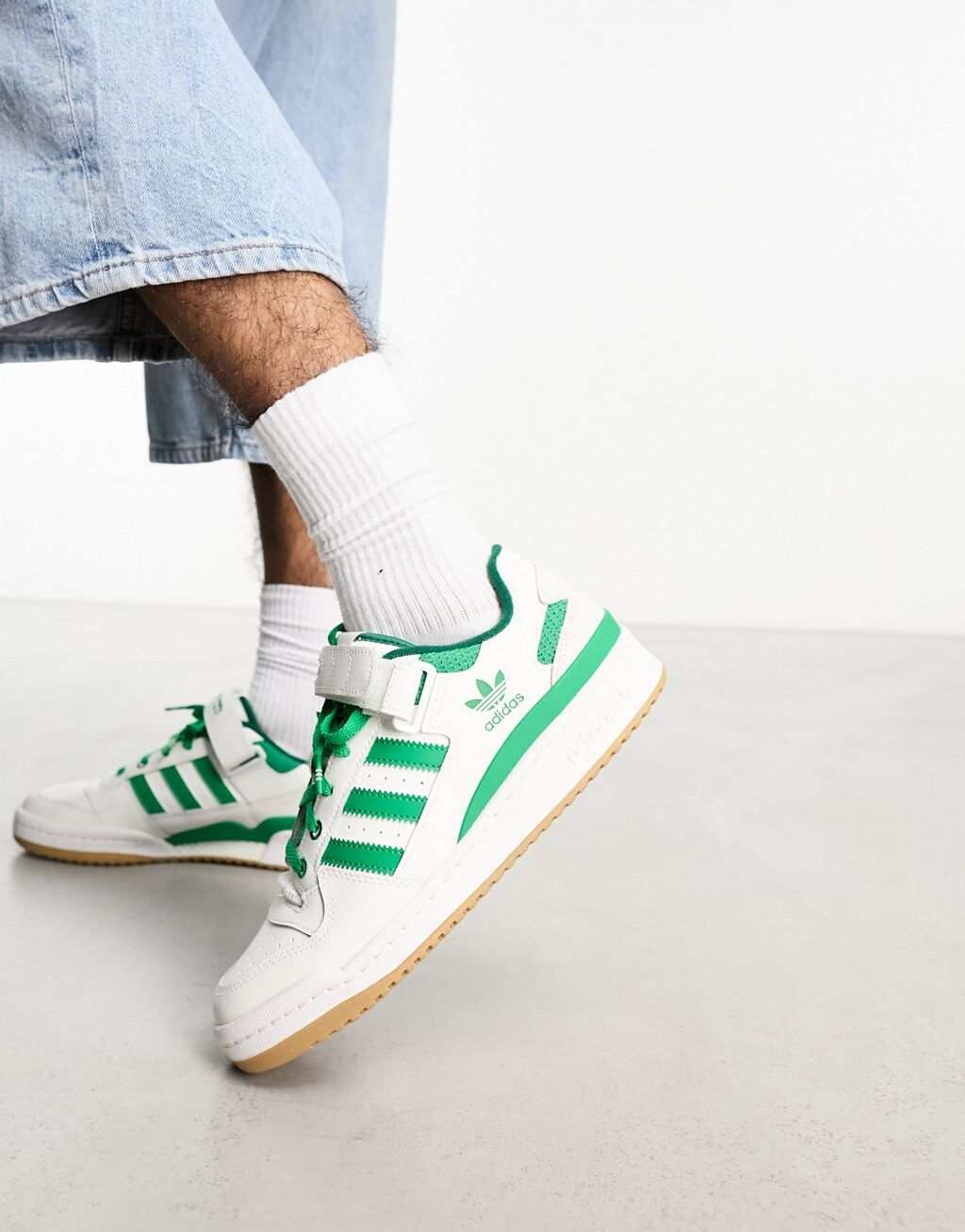 

Бело-зеленые кроссовки adidas Originals Forum Low, Зеленый