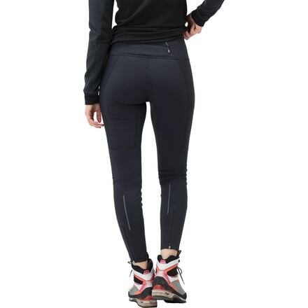 

Wind Tight женские Norrona, цвет Caviar/Dark Grey Melange
