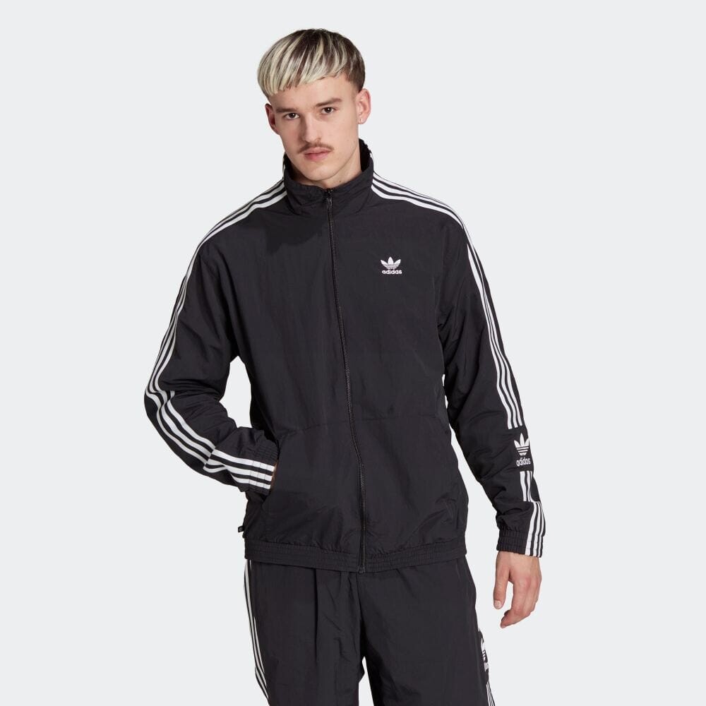 

Куртка Adidas IA6359