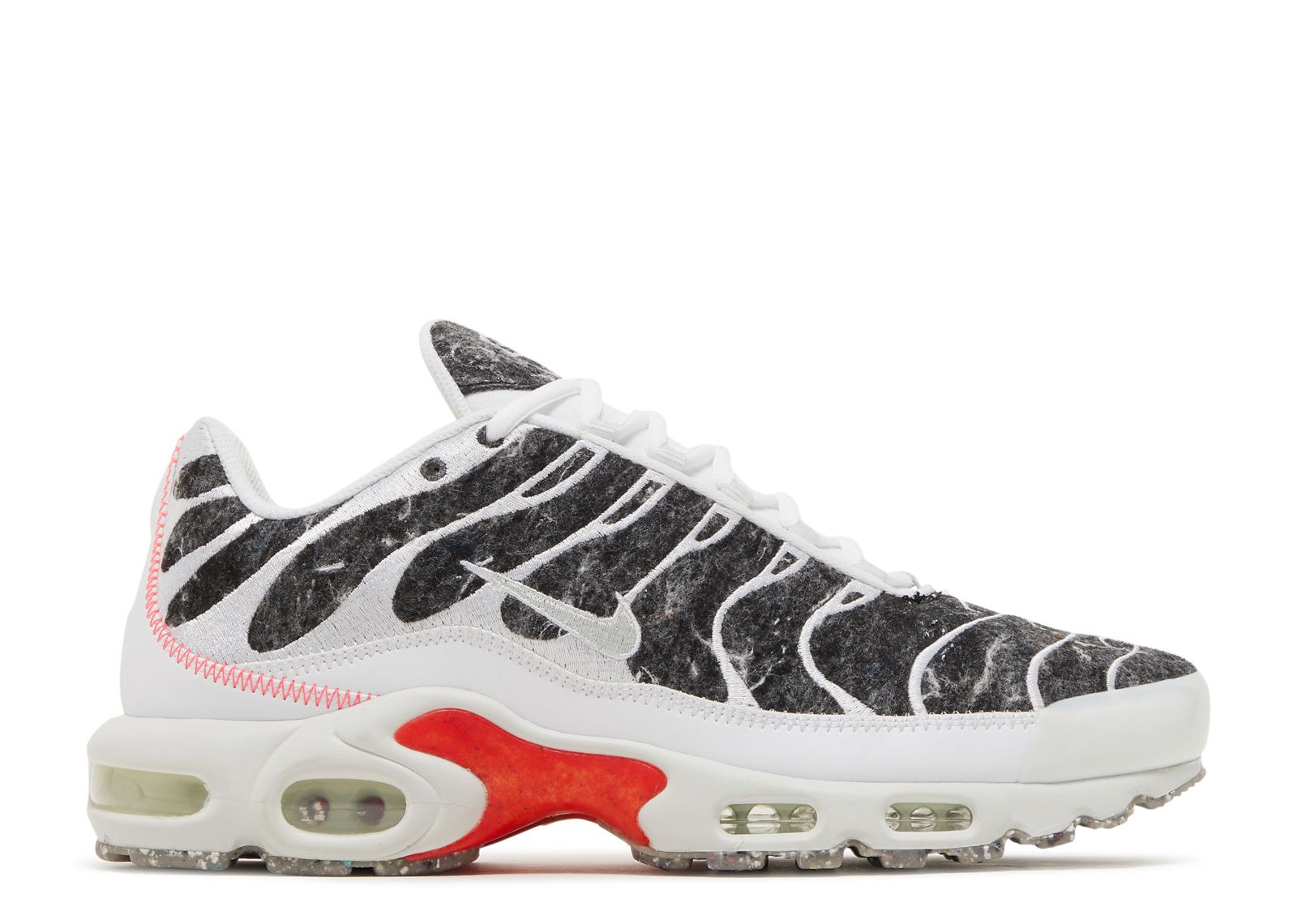 

Кроссовки Nike Air Max Plus Essential 'Crater - Photon Dust', белый