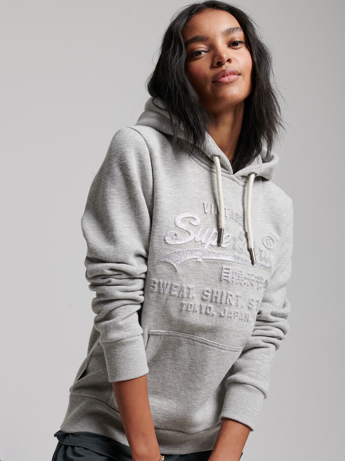

Худи с тисненым графическим логотипом Superdry, Light Stone Snowy