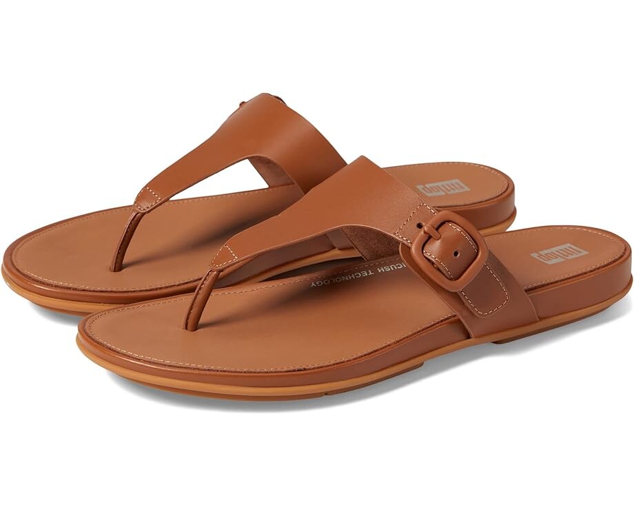 

Сандалии FitFlop Gracie Rubber-Buckle Leather Toe Post Sandals, цвет Light Tan