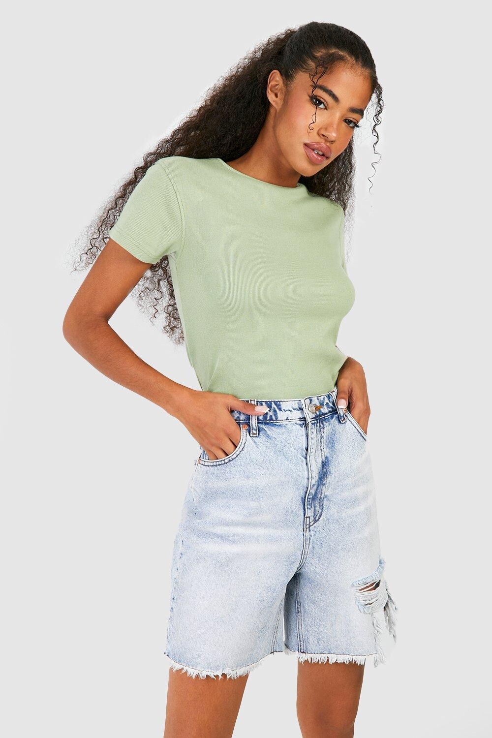 

Базовый топ с коротким рукавом и круглым вырезом Boohoo, оливковый