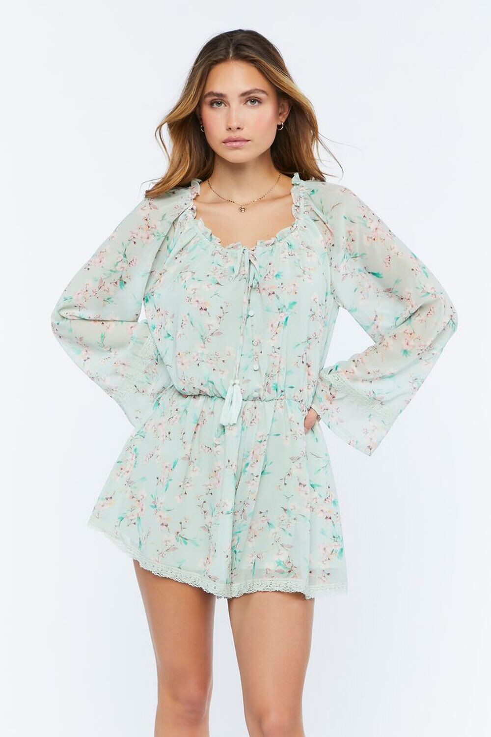 

Шифоновый комбинезон с цветочным принтом Forever 21