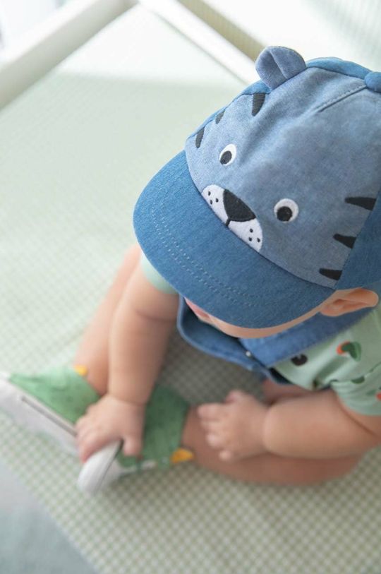 Детская хлопковая шапочка Mayoral Newborn, синий