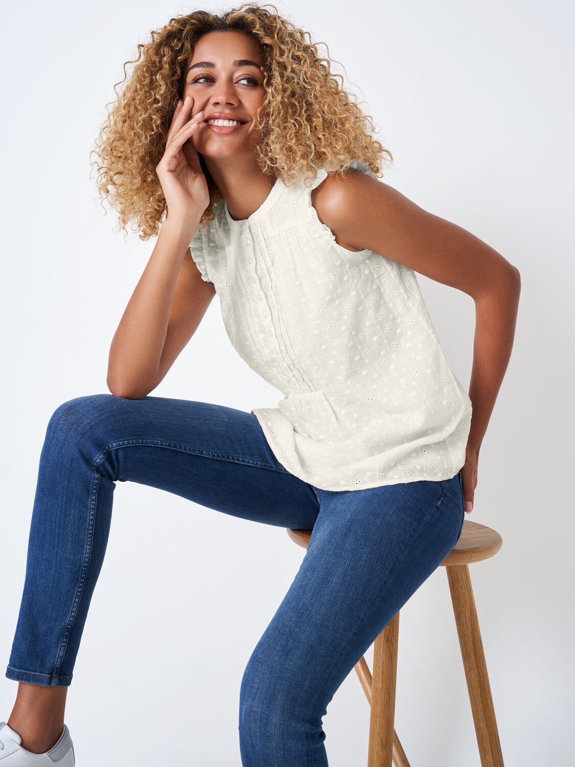 

Crew Clothing Кружевная блузка Lydia Dobby, белый