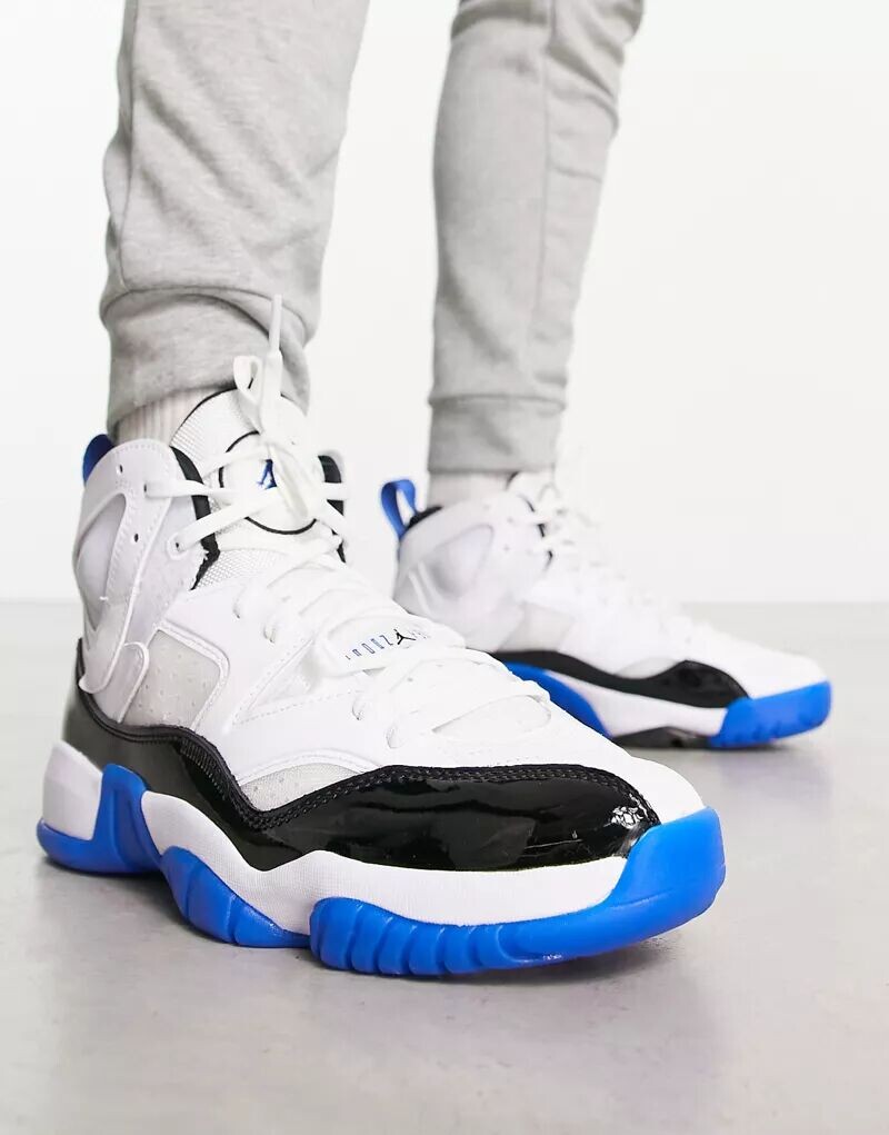 

Бело-синие кроссовки Jordan Jumpman Two Trey
