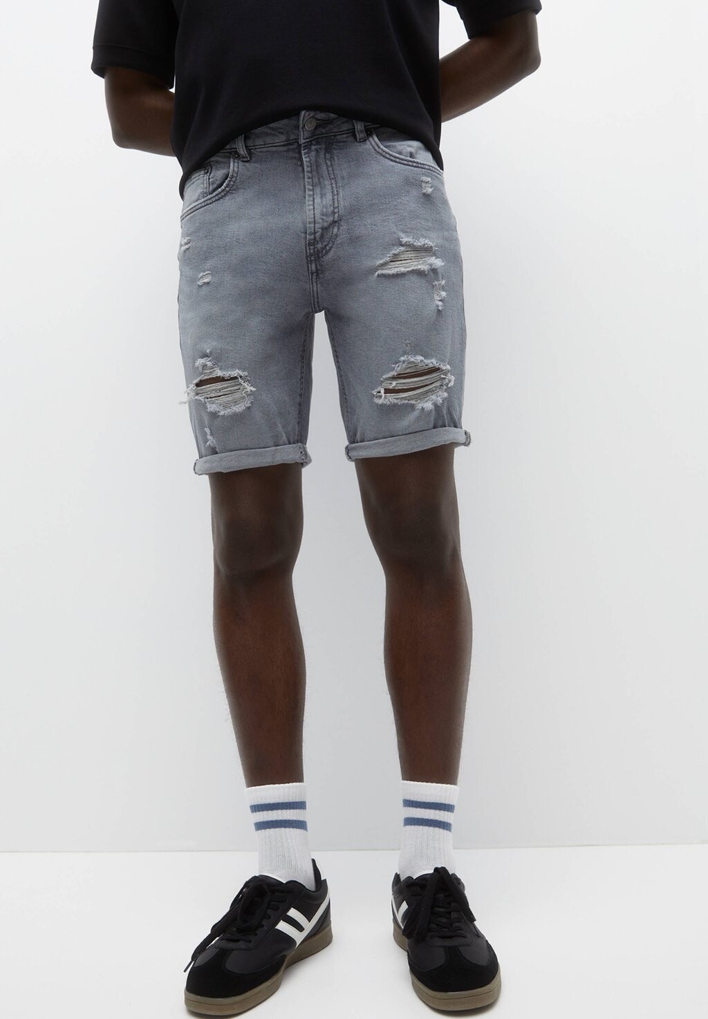

Джинсовые шорты PULL&BEAR