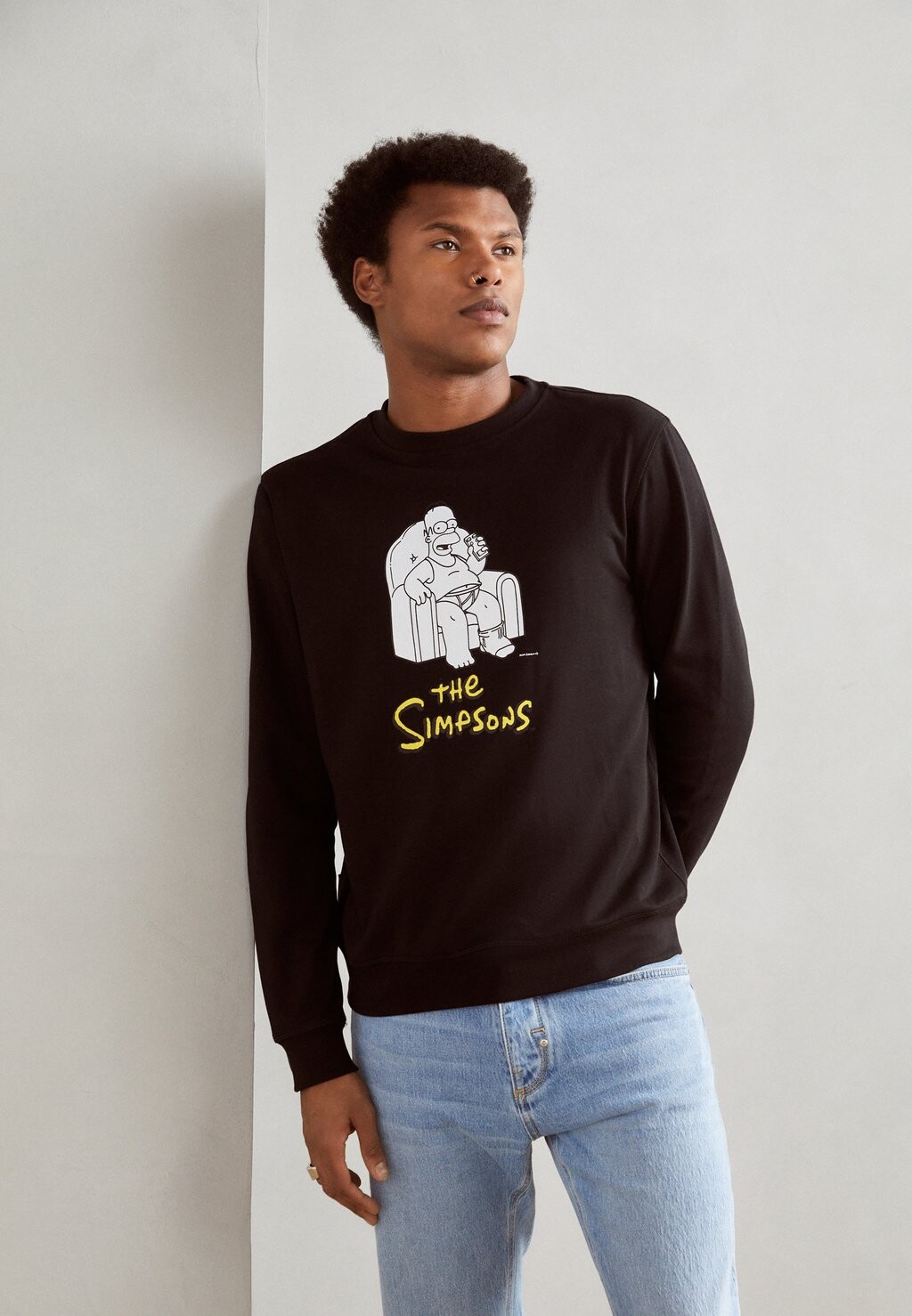 

Толстовка HOMER SIMPSON REGULAR FIT WITH PLASTIC AND RUBBER PRINT Antony Morato, цвет black
