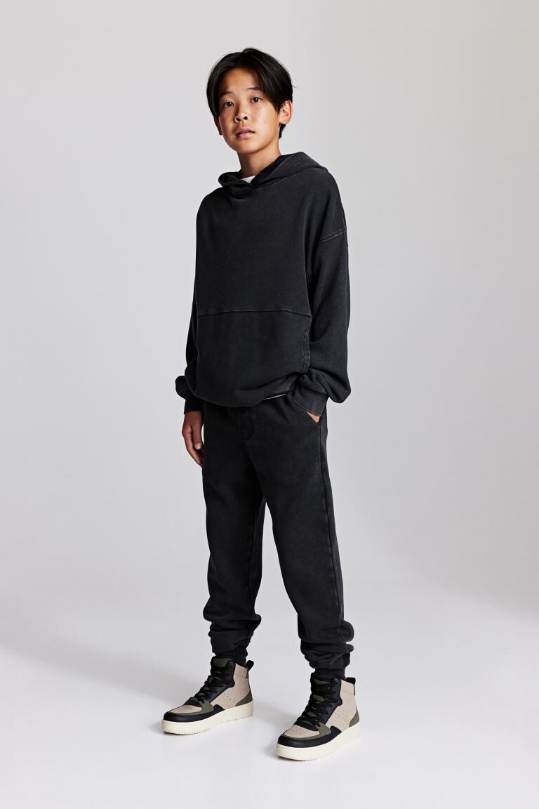 

Джоггеры с принтом H&M