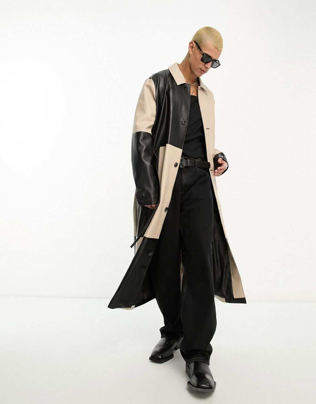 

Черно-белый тренч с имитацией кожи ASOS DESIGN