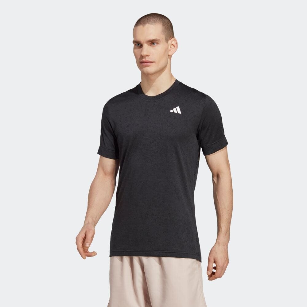 

Футболка Adidas HS3313, черный