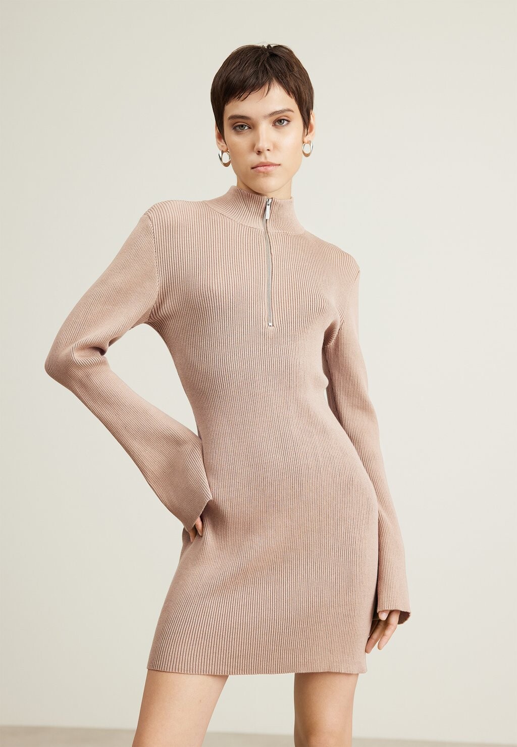 

Платье из джерси YASMIA SHORT DRESS Gestuz, коричневый