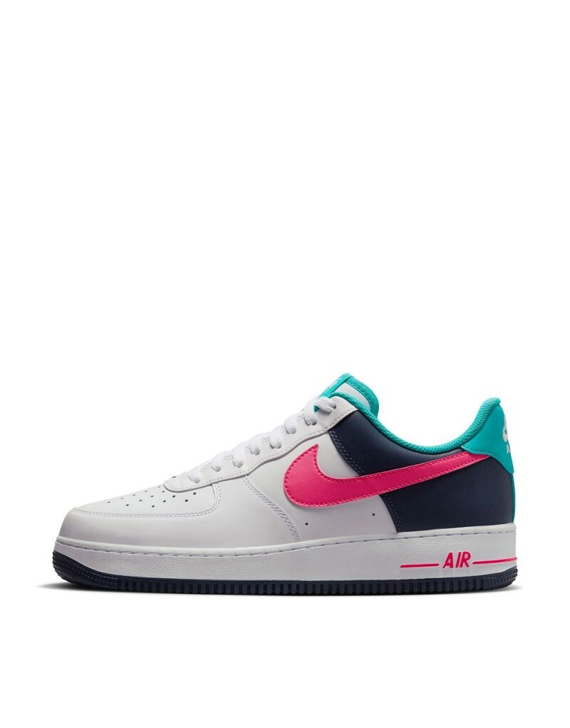 

Бело-разноцветные кроссовки Nike Air Force 1 '07