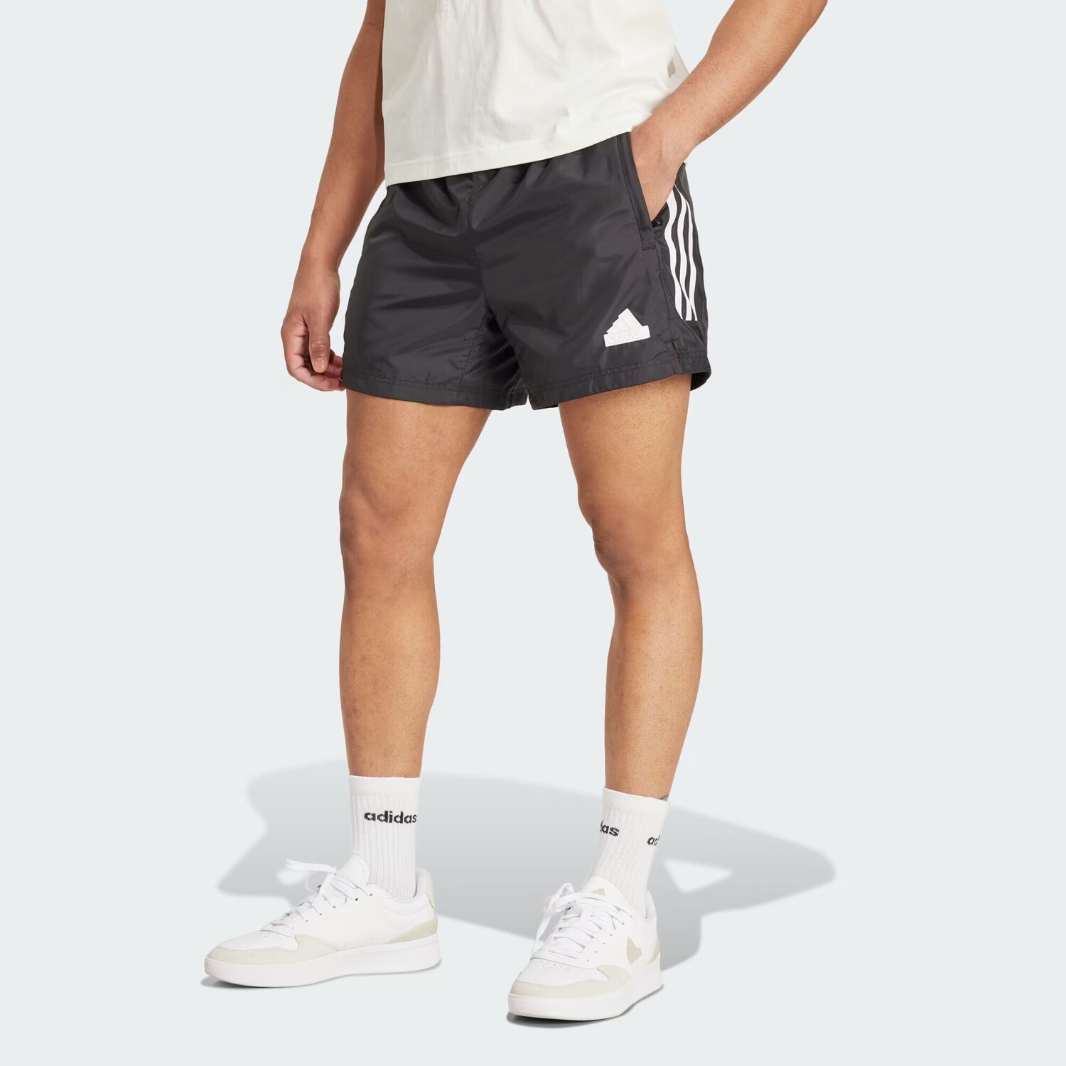 

Тканые шорты House of Tiro Adidas, цвет Black/White