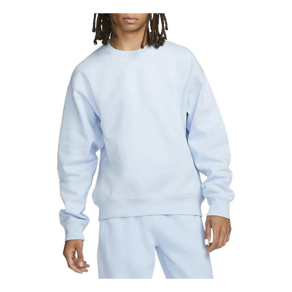 толстовка nike sleeves pocket crew neck sweatshirt черный Толстовка Nike solo swoosh crew neck sweatshirt 'Pastel blue', синий