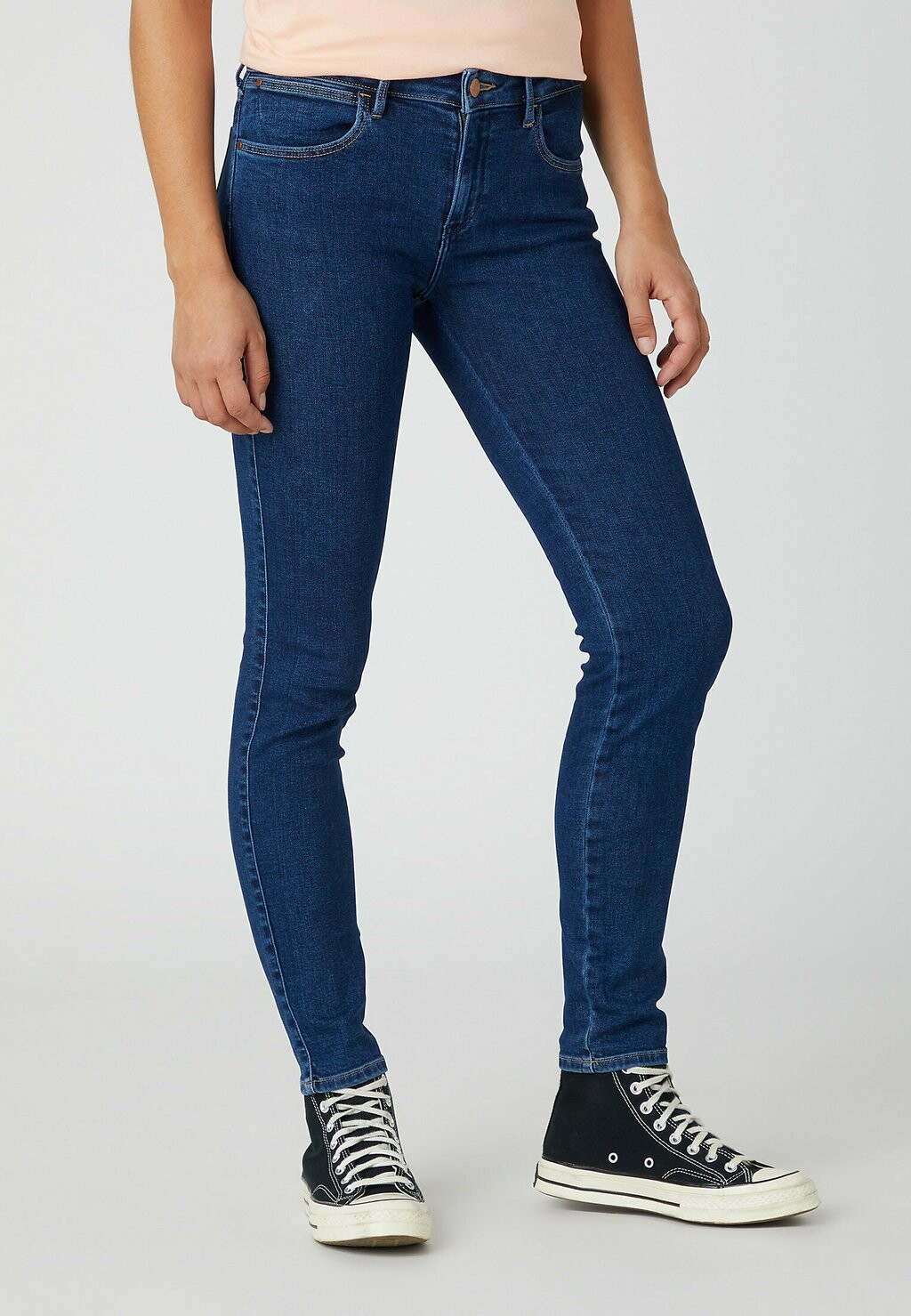 

Джинсы скинни Wrangler