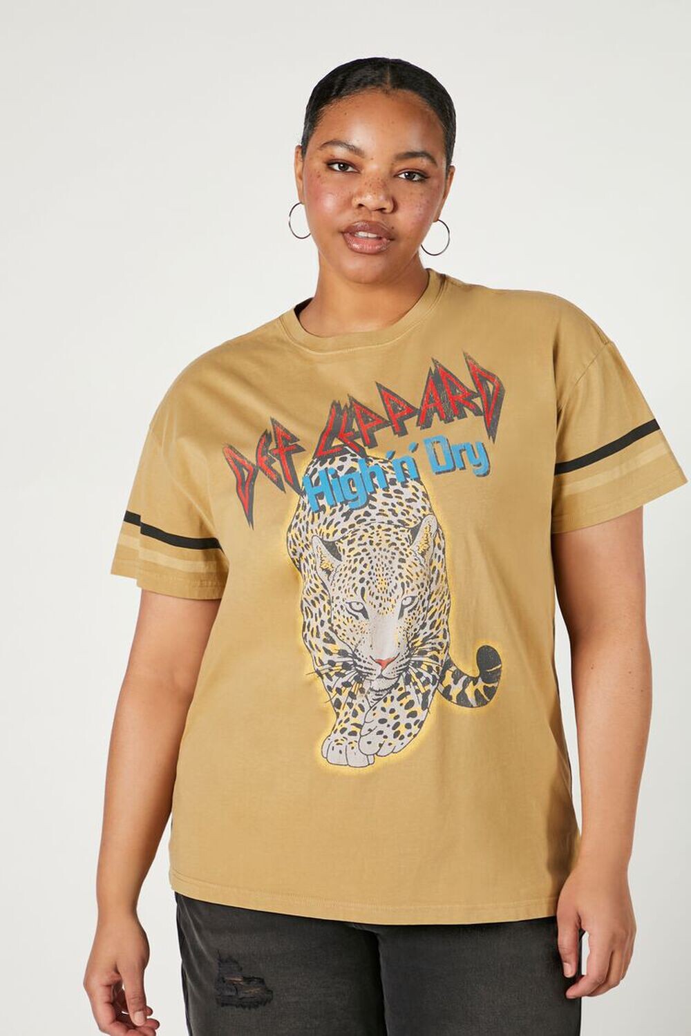 

Футболка с рисунком Def Leppard больших размеров Forever 21, серо-коричневый