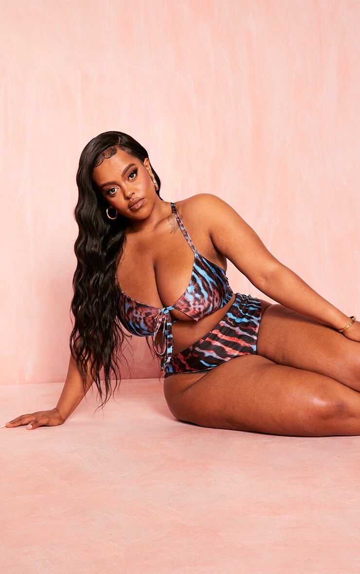 

PrettyLittleThing Топ бикини с леопардовым принтом и завязкой спереди