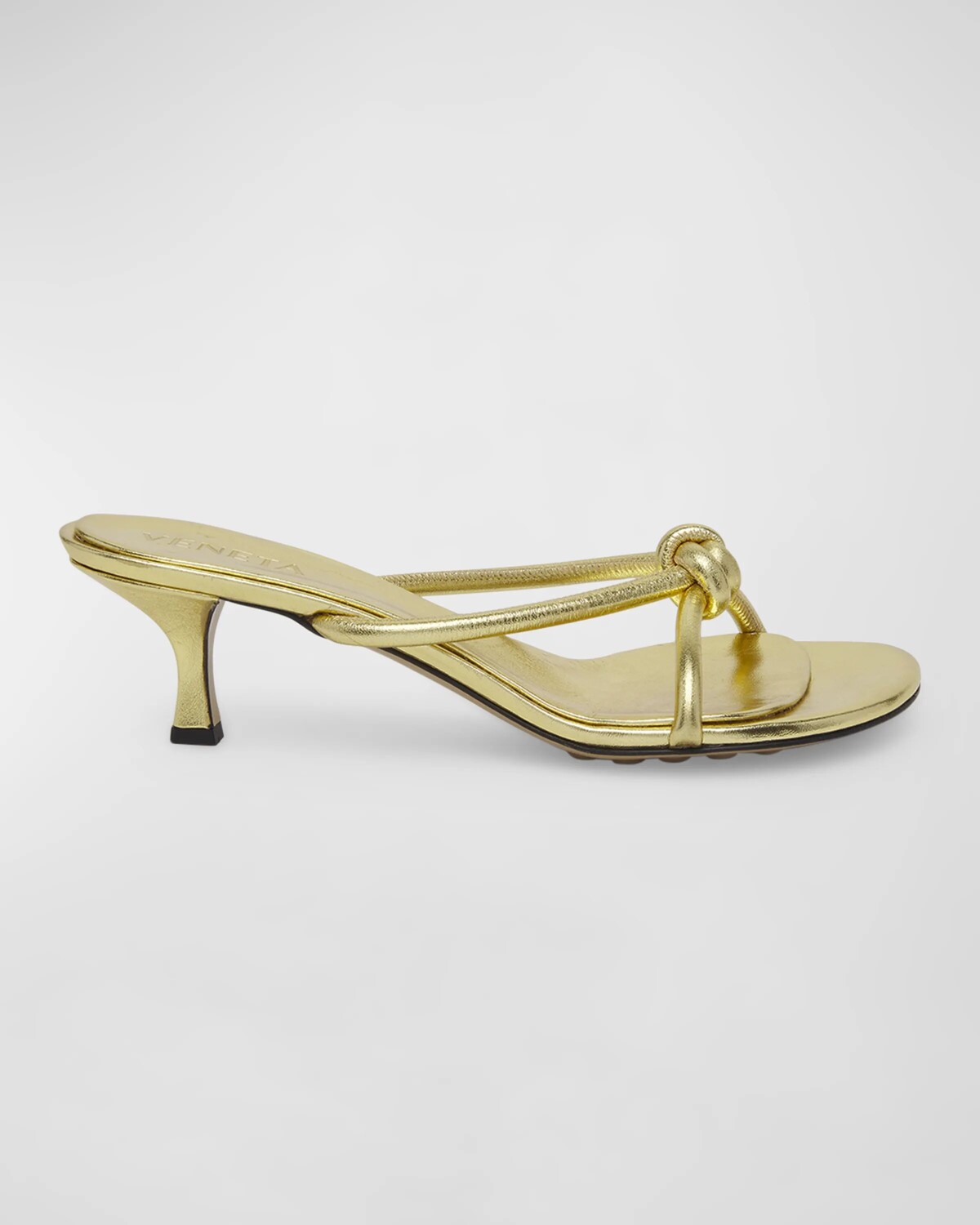 

Сандалии Blink с металлизированным узлом Bottega Veneta, цвет Gold