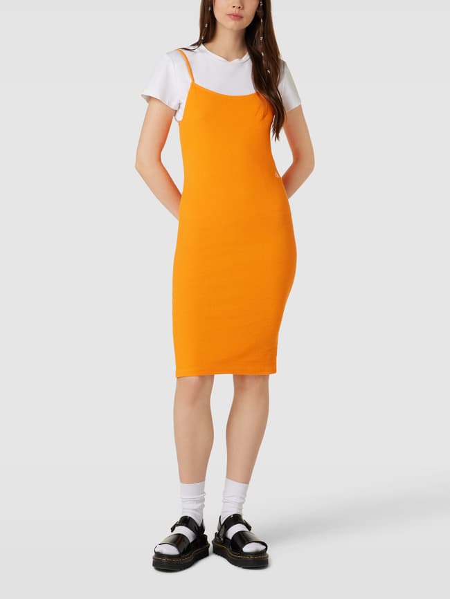 Мини-платье со структурированным узором Calvin Klein Jeans, оранжевый мини платье с вышивкой логотипа calvin klein jeans бежевый