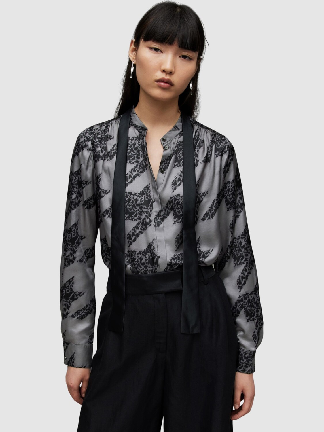 

Тони Рубашка AllSaints, серый