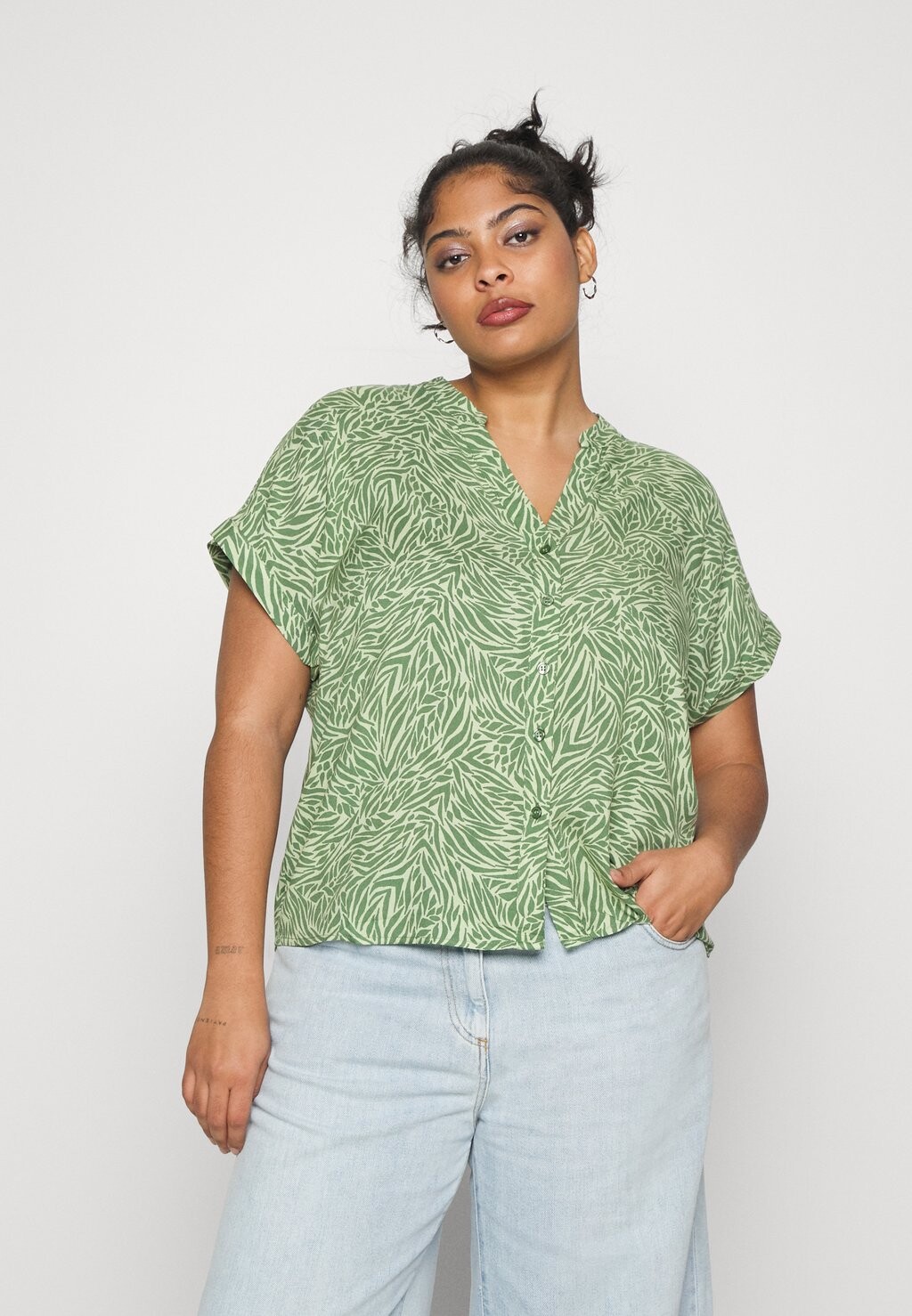 

Блузка Vero Moda