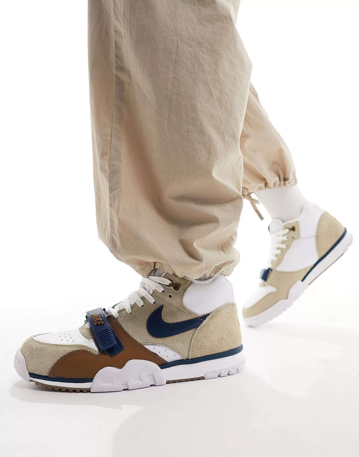 

Кроссовки Nike Air 1 в коричневом и разноцветном цвете, Коричневый