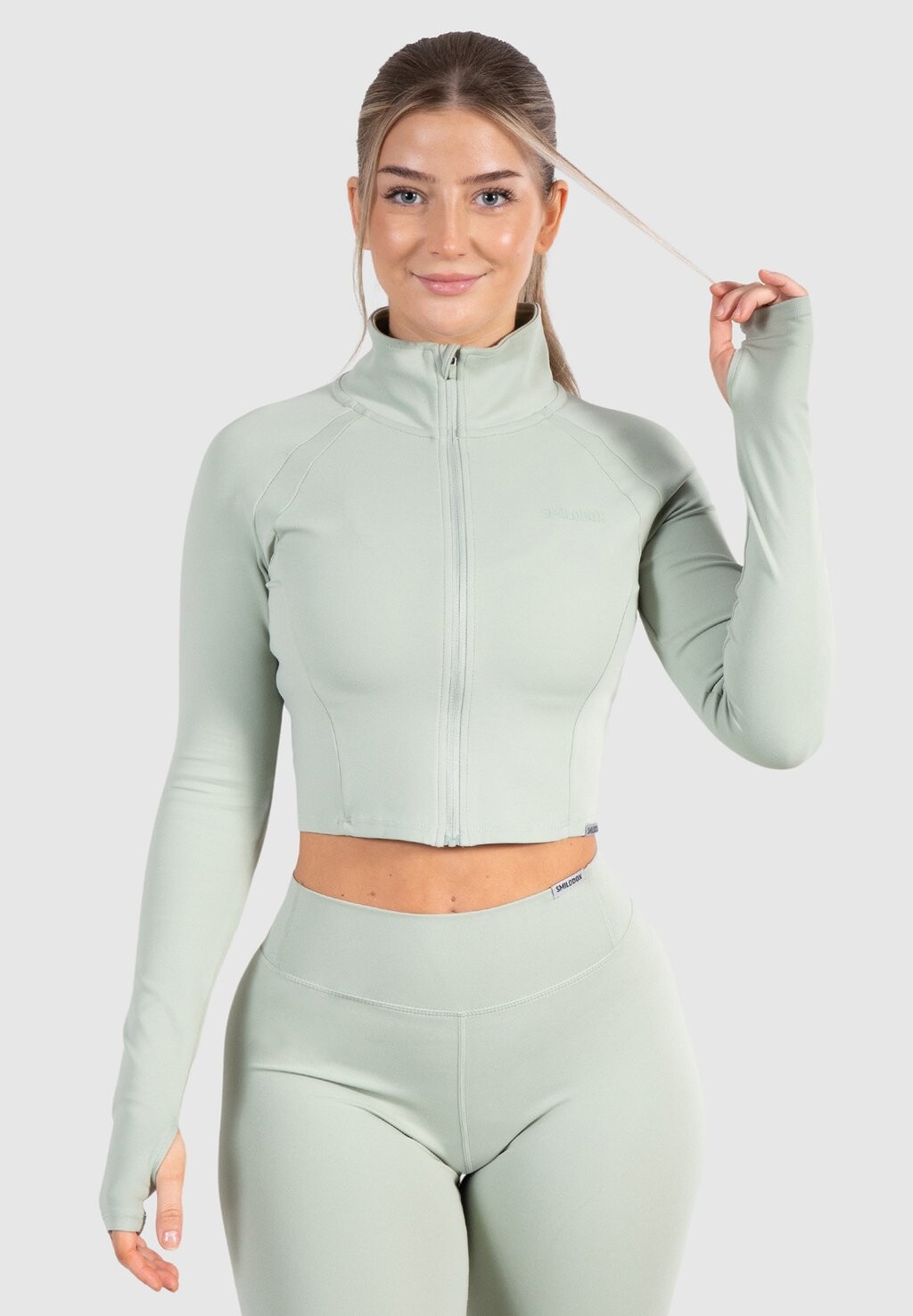 

Куртка тренировочная CROP ADVANCE PRO Smilodox, цвет grün