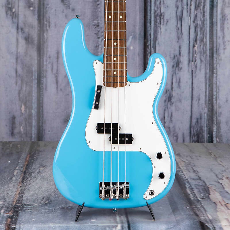 

Басс гитара Fender Made In Japan Limited International Color Precision Bass, Maui Blue