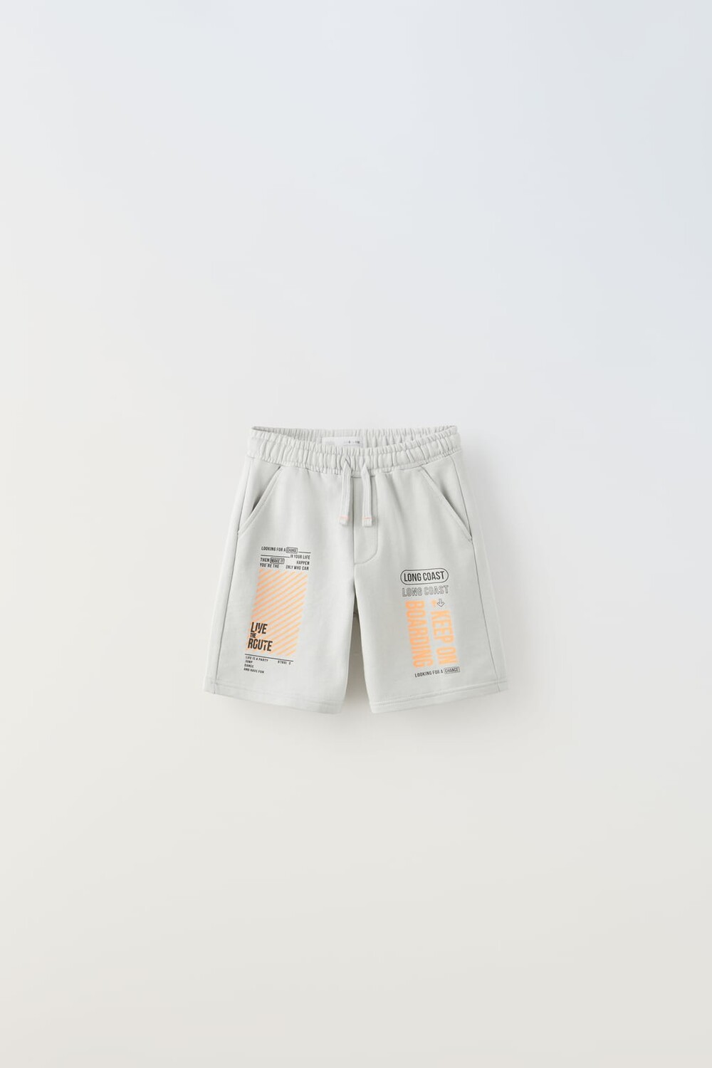 

Плюшевые шорты-бермуды с неоновыми лозванами ZARA, светло-серый