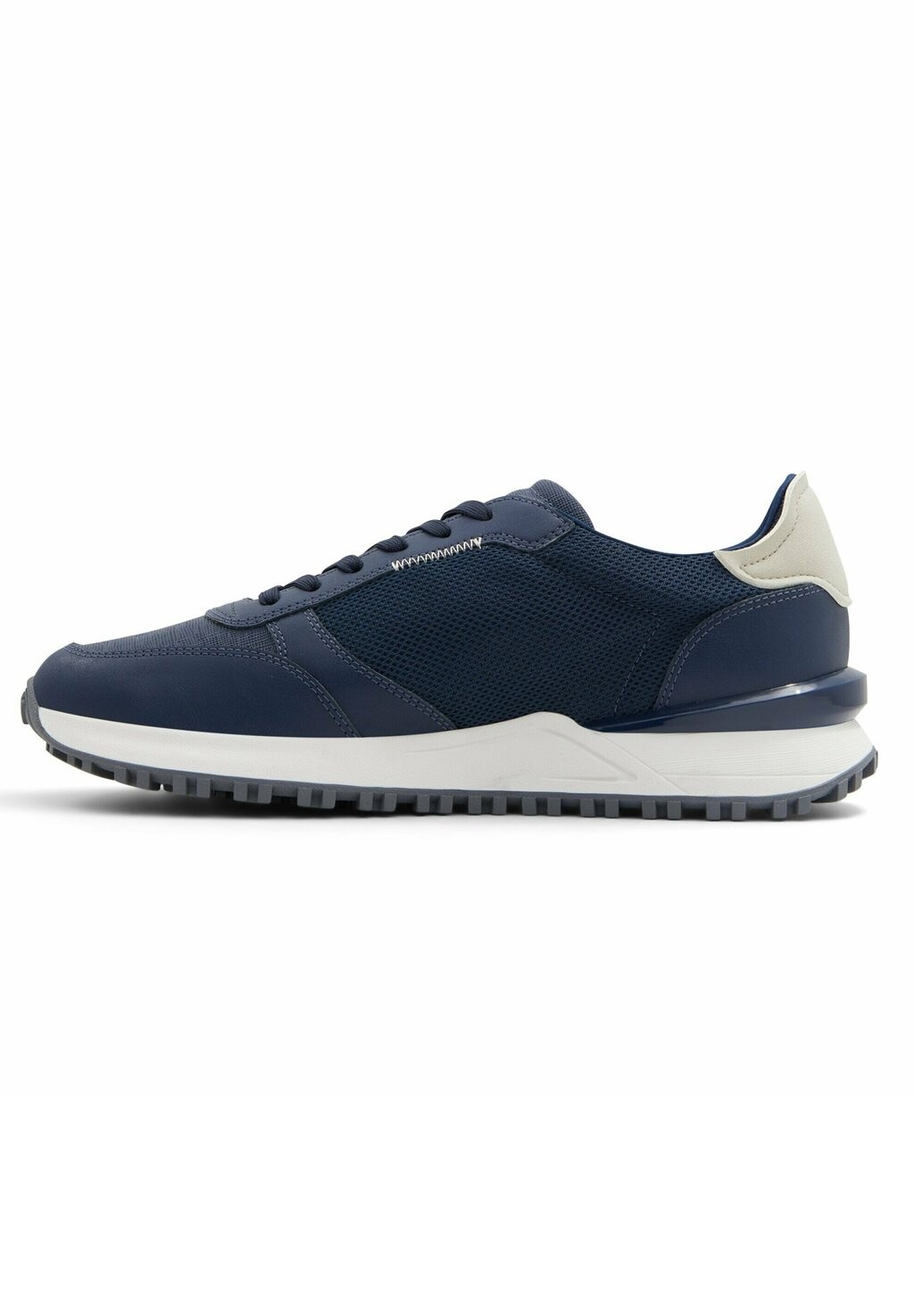 

Низкие кеды ALDO