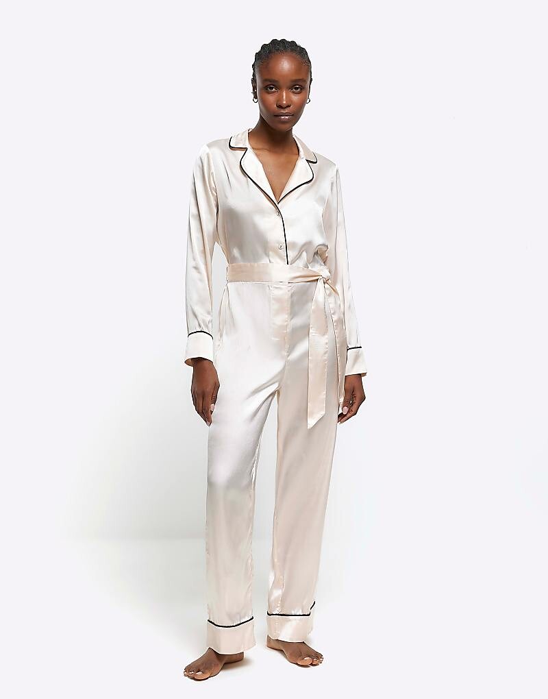 

Розовый атласный пижамный комбинезон River Island - светлый